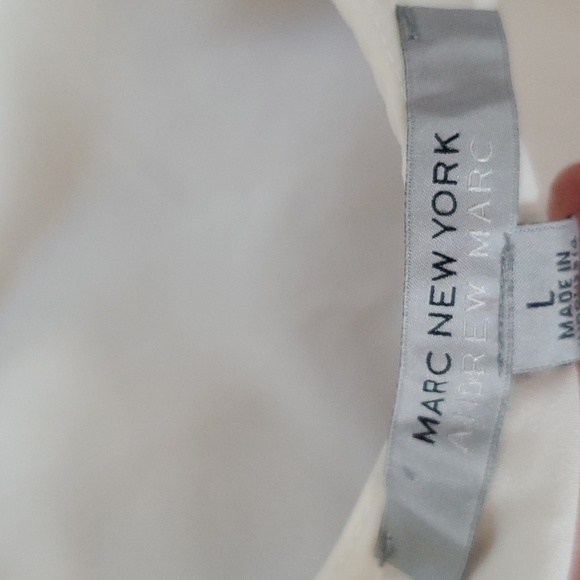 Marc New York Ruffle sleeve White top Blouse Size L - Picture 8 of 10